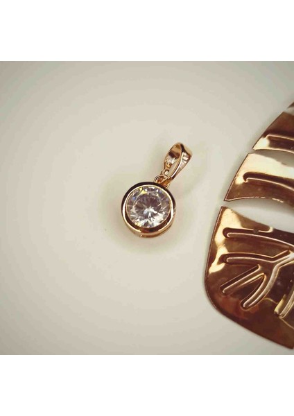 Xuping Zirkon Taşlı Yuvarlak Gold Kolye Ucu fiyatları