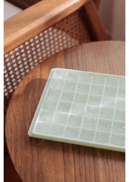 Buz Kalıbı, 60 Bölmeli Kare Buzluk, Sunumluk Buzluk Kalıp (Yeşil)