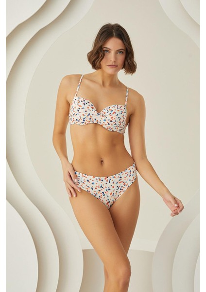 - Puantiyeli Şık Desenli Kaplı Bikini Takımı