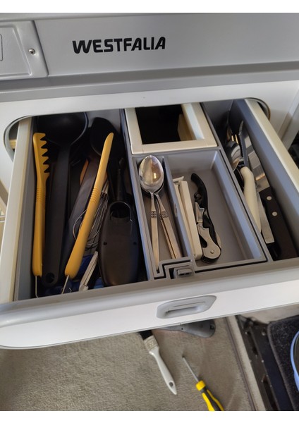 Volkswagen T3 Vanagon 1988 Westfalia Çekmece Organizatörü Insert (Plastik Aparattır!!!) 3D modelleri