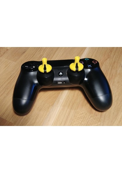 Dualshock 4 Çubuk Genişletici (Plastik Aparattır!!!) 3D