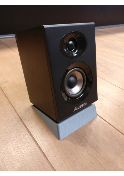 Alesis Elevate 3 Hoparlör Standı (Plastik Aparattır!!!) 3D