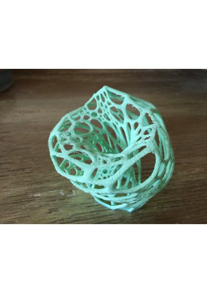 Örgü Vazo (Sadece Plastik Aparattır!!!) 3D