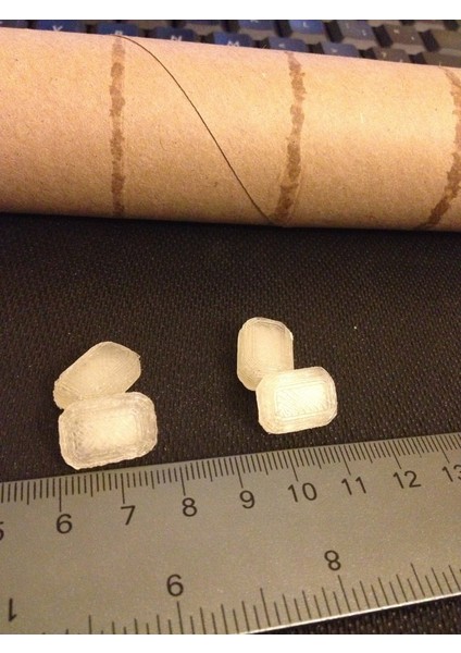 Zümrüt Değerli Taş (Plastik Aparattır!!!) 3D fırsatları