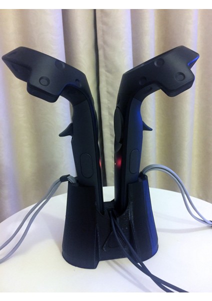 Htc Vive Kontrolörleri Standı (Plastik Aparattır!!!) 3D modelleri