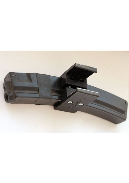 Çift Mag Tutucu Mp5 (Sadece Plastik Aparattır!!!) 3D