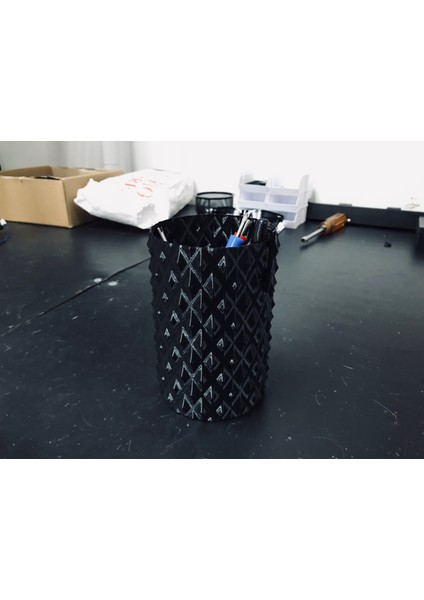 Masaüstü Kalem Kalem Tutucu (Plastik Aparattır!!!) 3D