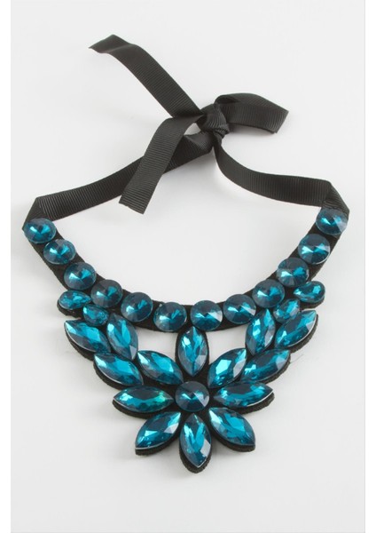 Çiçek Taşlı Yaka Kolye fiyatları