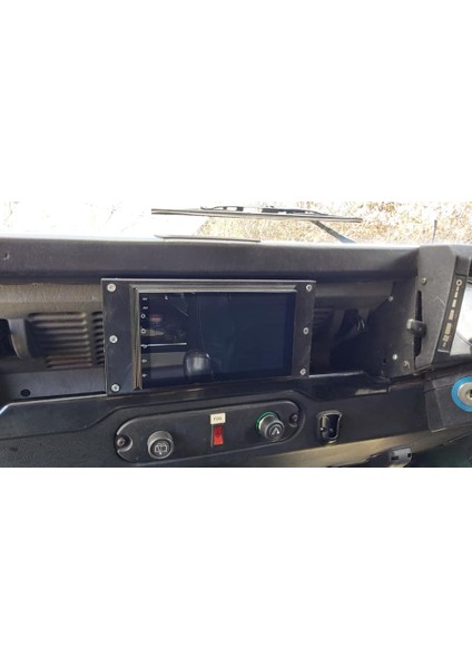 Land Rover Defender Stereo Binnacle Double Din (Plastik Aparattır!!!) 3D