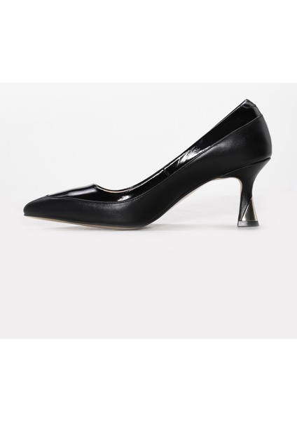 Hakiki Deri Kadın Ince Topuk Ayakkabı 215ZA3202
