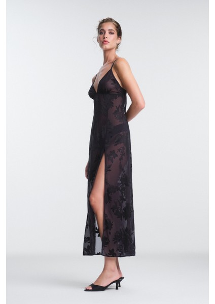 Siyah Amara Çiçek Desenli Ayarlanabilir Askılı Uzun Gecelik fiyatları