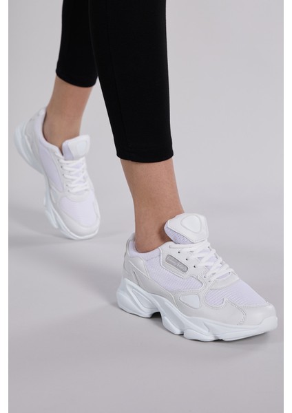 Unisex Spor Ayakkabı – %100 Suni Deri, Düz Taban, Rahat ve Dayanıklı Tasarım Kadın ve Erkek fırsatları