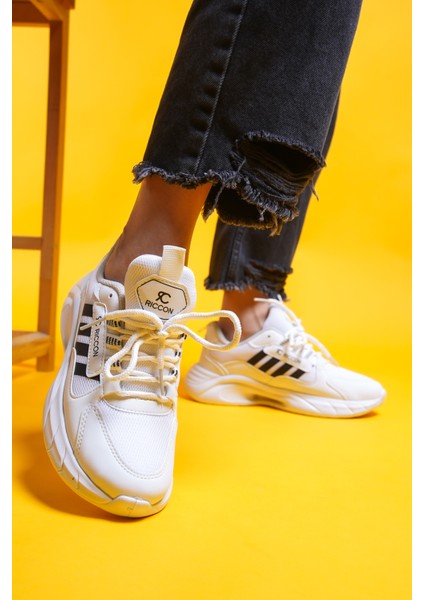 Torrine Erkek Sneaker – Hafif Dayanıklı Kumaş, Esnek Dış Taban ve Yastıklı İç Tabanlı Bağcıklı Spor Ayakkabı indirimleri