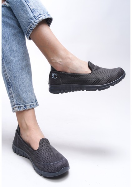 Kadın Vegan Deri Bağcıksız Sneaker – Ortopedik Taban, Koku Önleyici Astar ve Konforlu Düz Taban indirimleri