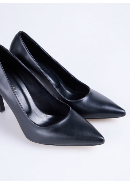 Siyah Kadın Stiletto Corıa-Denıtsa indirimleri