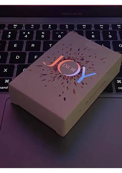 M Stand Sınırlı Yüksek Değerli Oyun Kartı (Yurt Dışından) fırsatları