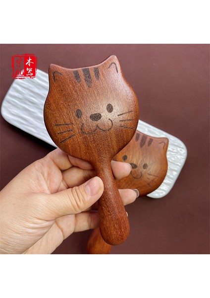 Sevimli Yavru Kedi Şekilli Sandal Ağacı Tırnak Tarak (Yurt Dışından) fiyatları