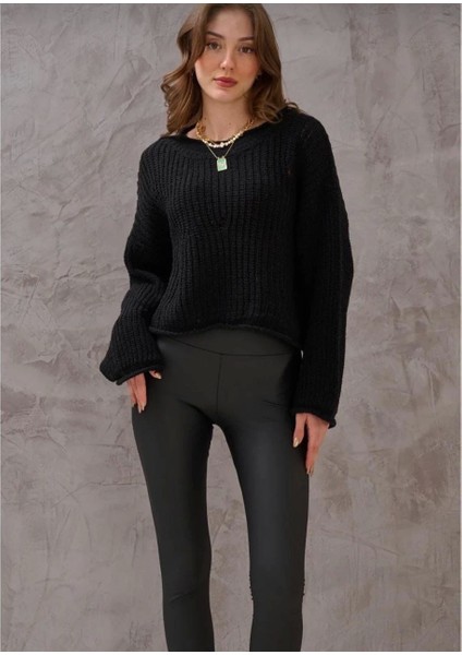 Salaş Delik Detaylı Kazak Siyah fiyatları