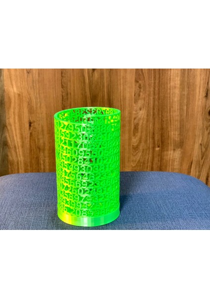 Spiral Pi Kalem Tutucu (Sadece Plastik Aparattır!!!) 3D