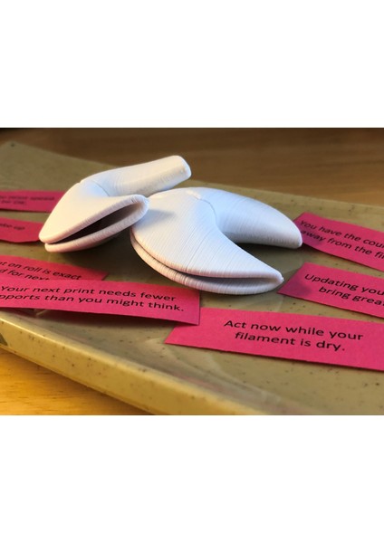 Yeniden Kullanılabilir Fal Kurabiyesi (Sadece Plastik Aparattır!!!) 3D fiyatları