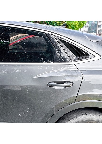 Karbon Fiber Desenli Araba Arka Cam Panjuru Yan Havalandırma Trimi (Yurt Dışından) modelleri