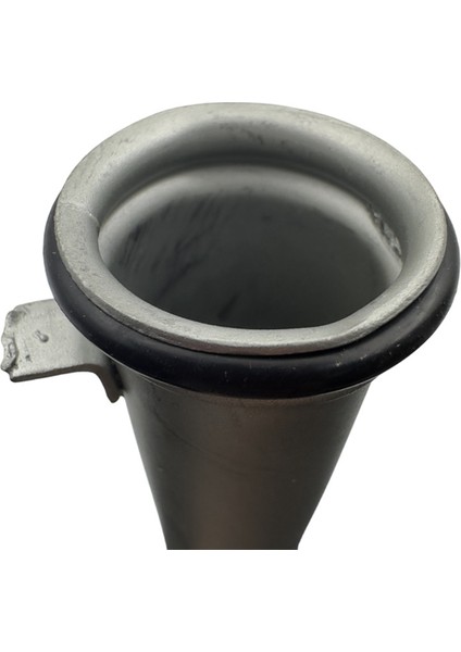 1 Adet Motor Soğutma Suyu Baypas Borusu (Yurt Dışından) fırsatları