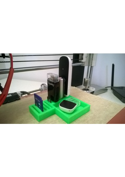 Sd, Microsd ve USB Tutucu Revizyonu 2.0 (Plastik Aparattır!!!) 3D