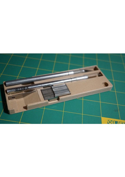 Xacto Tepsi (Sadece Plastik Aparattır!!!) 3D