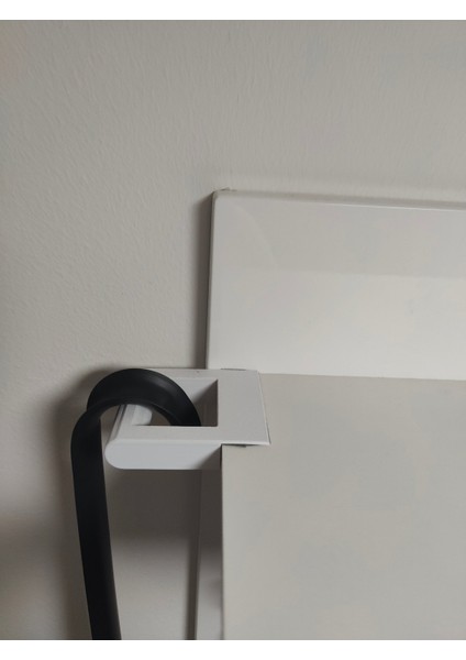 Ayakkabı Asmak (Sadece Plastik Aparattır!!!) 3D