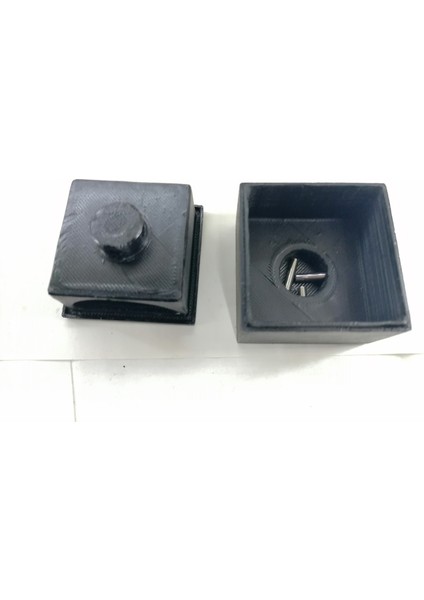 Gizli Bir Kilidi Olan Bir Tabut. 3D fiyatları