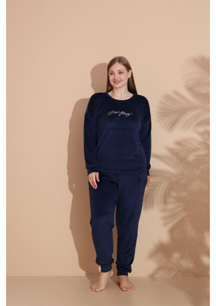 Kadın Kışlık Kadife Battal Pijama Takımı indirimleri