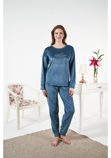 Kadın Kışlık Kadife Pijama Takımı