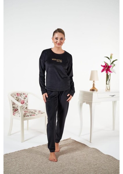 Kadın Kışlık Kadife Pijama Takımı modelleri