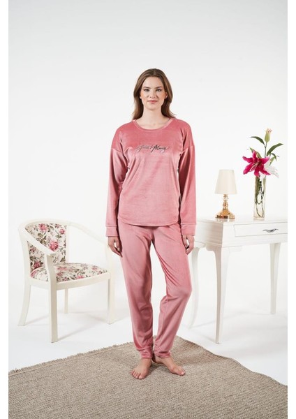 Kadın Kışlık Kadife Pijama Takımı