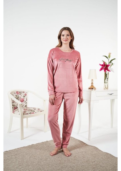 Kadın Kışlık Kadife Pijama Takımı
