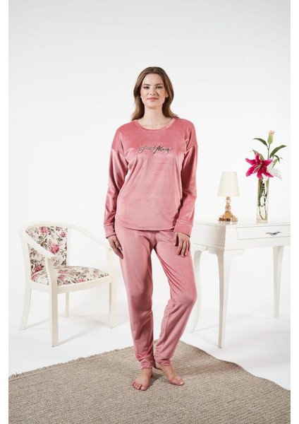 Kadın Kışlık Kadife Pijama Takımı