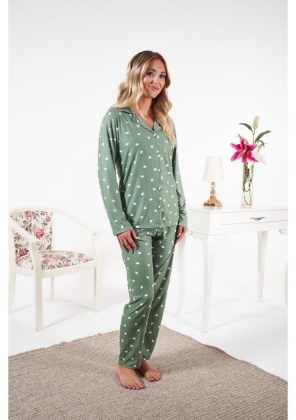 Kadın Kışlık Önden Düğmeli Kalp Desenli Süet Pijama Takımı