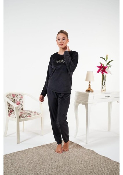 Kadın Kışlık Kadife Pijama Takımı modelleri