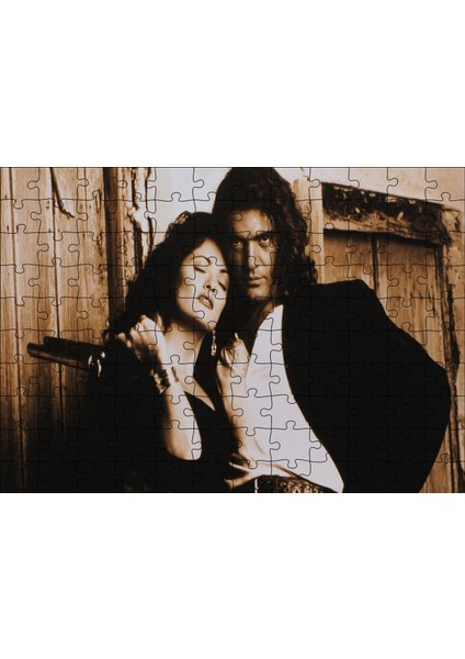 Desperado Antonio Banderas ve Salma Hayek 120 Parça Puzzle Yapboz Mdf (Ahşap)