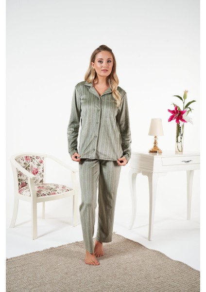 Kadın Kışlık Önden Düğmeli Çizgili Kadife Pijama Takımı Yeşil fiyatları