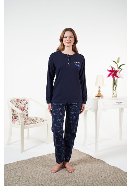 Kadın Kışlık Patlı Desenli Penye Lycra Pijama Takımı Lacivert fırsatları