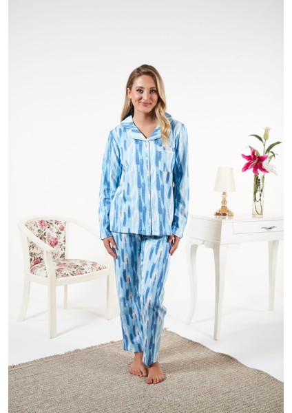 Kadın Kışlık Önden Düğmeli Desenli Penye Lycra Pijama Takımı Mavi