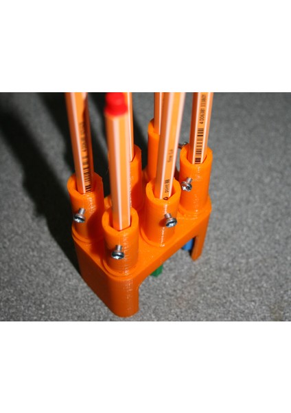 V-Plotter/polargraph Makinesi Için Kalem Tutucu (Sadece Plastik Aparattır!!!) 3D modelleri