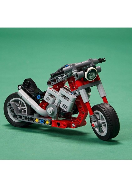 Technic 42132 Motosiklet Model Seti – Detaylı ve Gerçekçi Tasarıma Sahip Yapı Oyuncağı