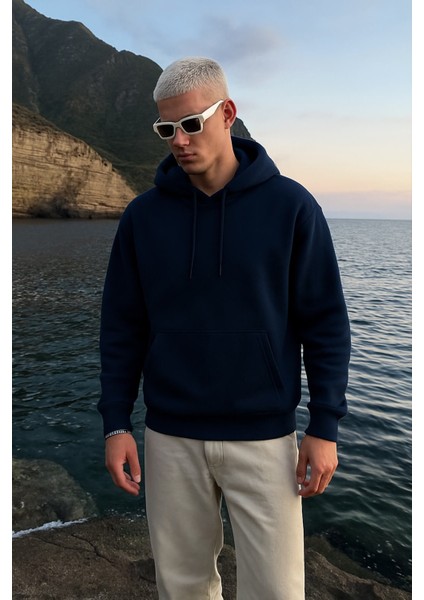 Erkek Kapüşonlu Cepli Içi Polarlı Sweatshirt