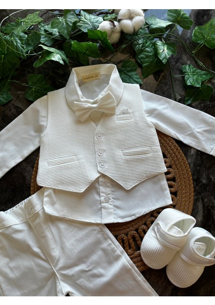 Klasik Gofreli Yelekli Papyonlu Mevlid Takımı Krem Erkek Bebek fiyatları