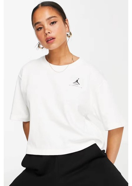 Jordan Essential Boxy Loose Fit T-Shirt Black Kadın Bol Kesim Crop Tişört Beyaz