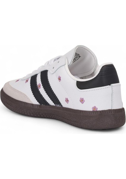 104 Kadın Çiçekli Sneaker modelleri