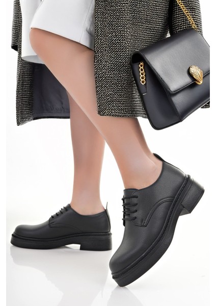 BAHRİNA Kadın Bağcıklı Makosen Loafer Ayakkabı