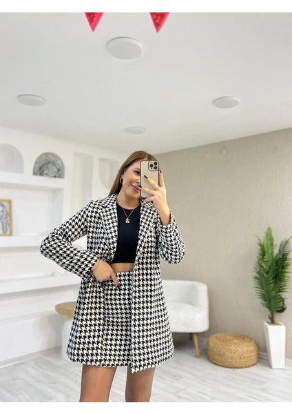 Kadın Kazayağı Desen Vatka Detay Kaban ve Yüksek Bel Etek Ikili Takım